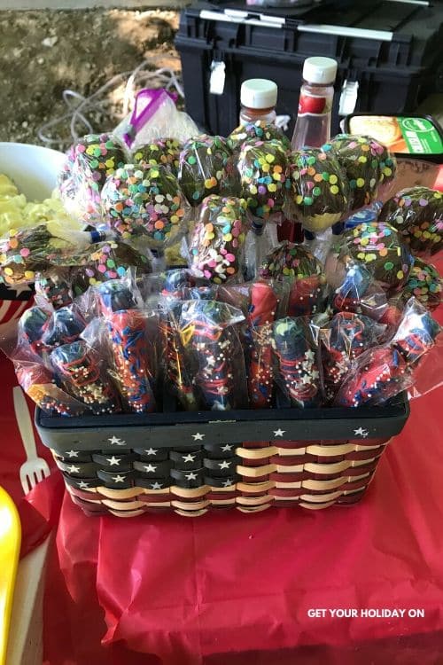 Fun Door Prizes for Elephant Party Get Your Holiday On